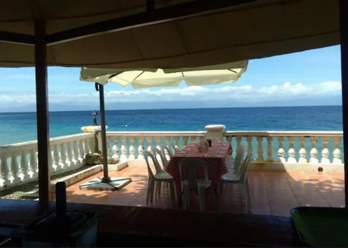 Hostel Cruz-phillips Lodging *